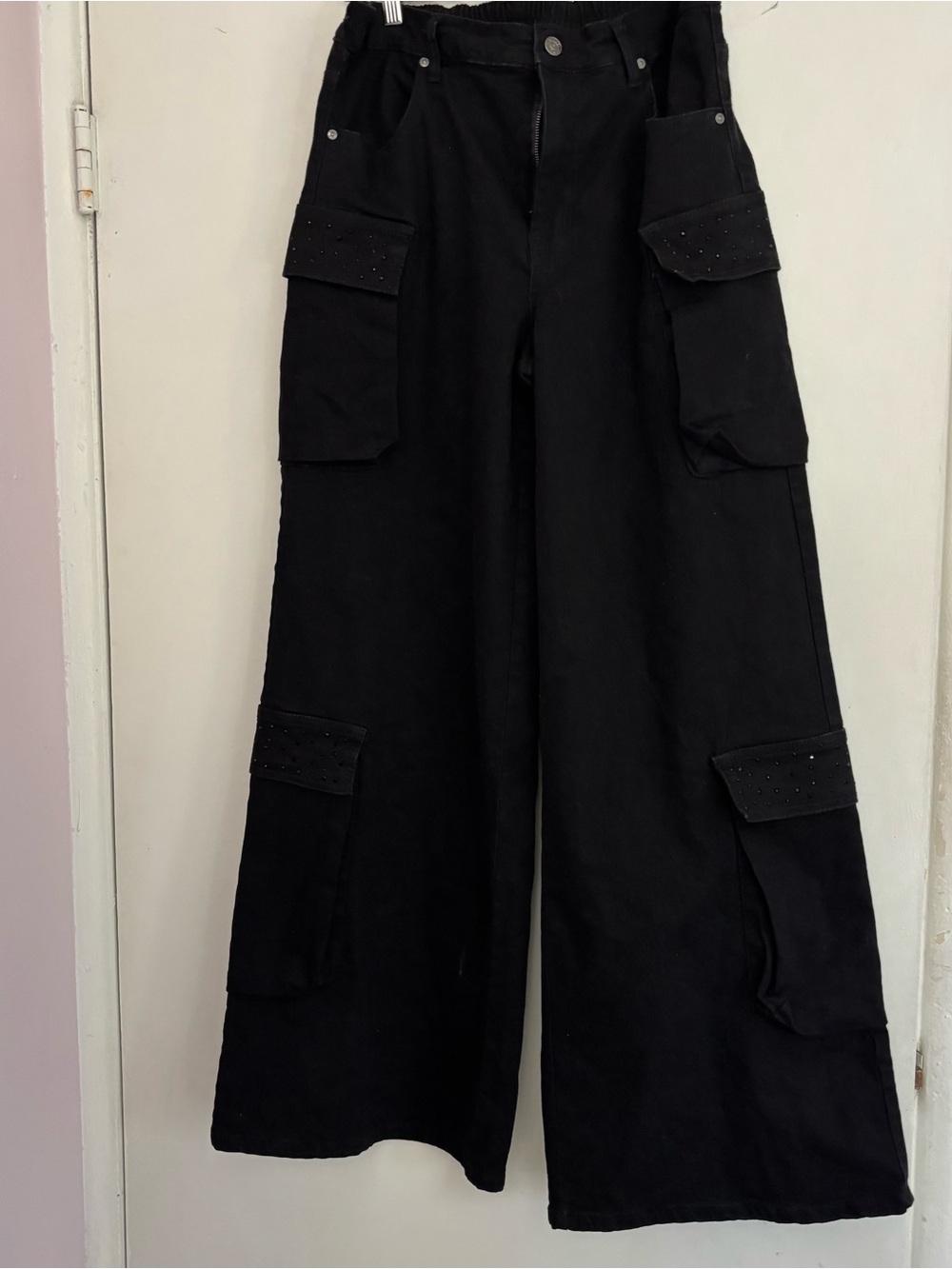 Madden NYV Wide-Leg Cargo Pants with Studded Pocket Flaps